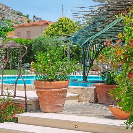Bed and Breakfast Il Giardino Degli Aranci Mores Exterior foto